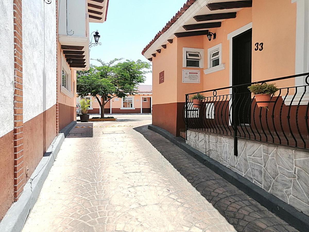 Hotel Aquiles Guadalajara Exterior photo