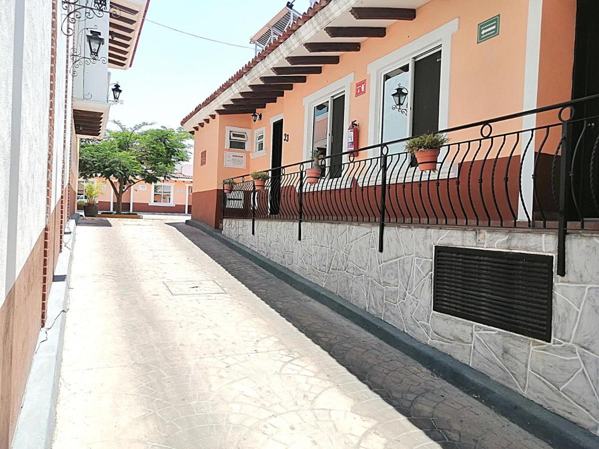 Hotel Aquiles Guadalajara Exterior photo
