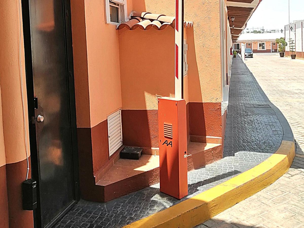 Hotel Aquiles Guadalajara Exterior photo