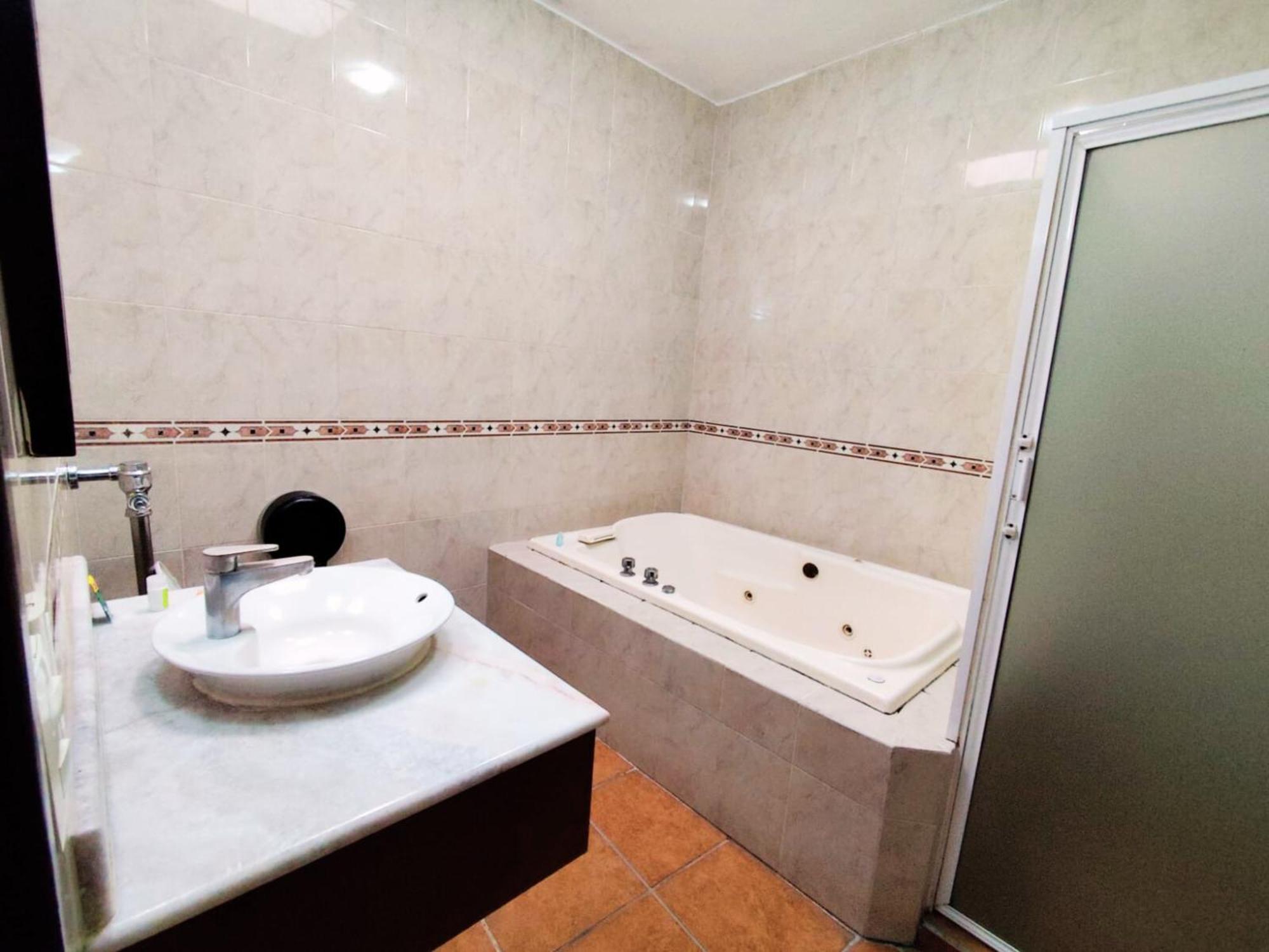 Hotel Aquiles Guadalajara Room photo