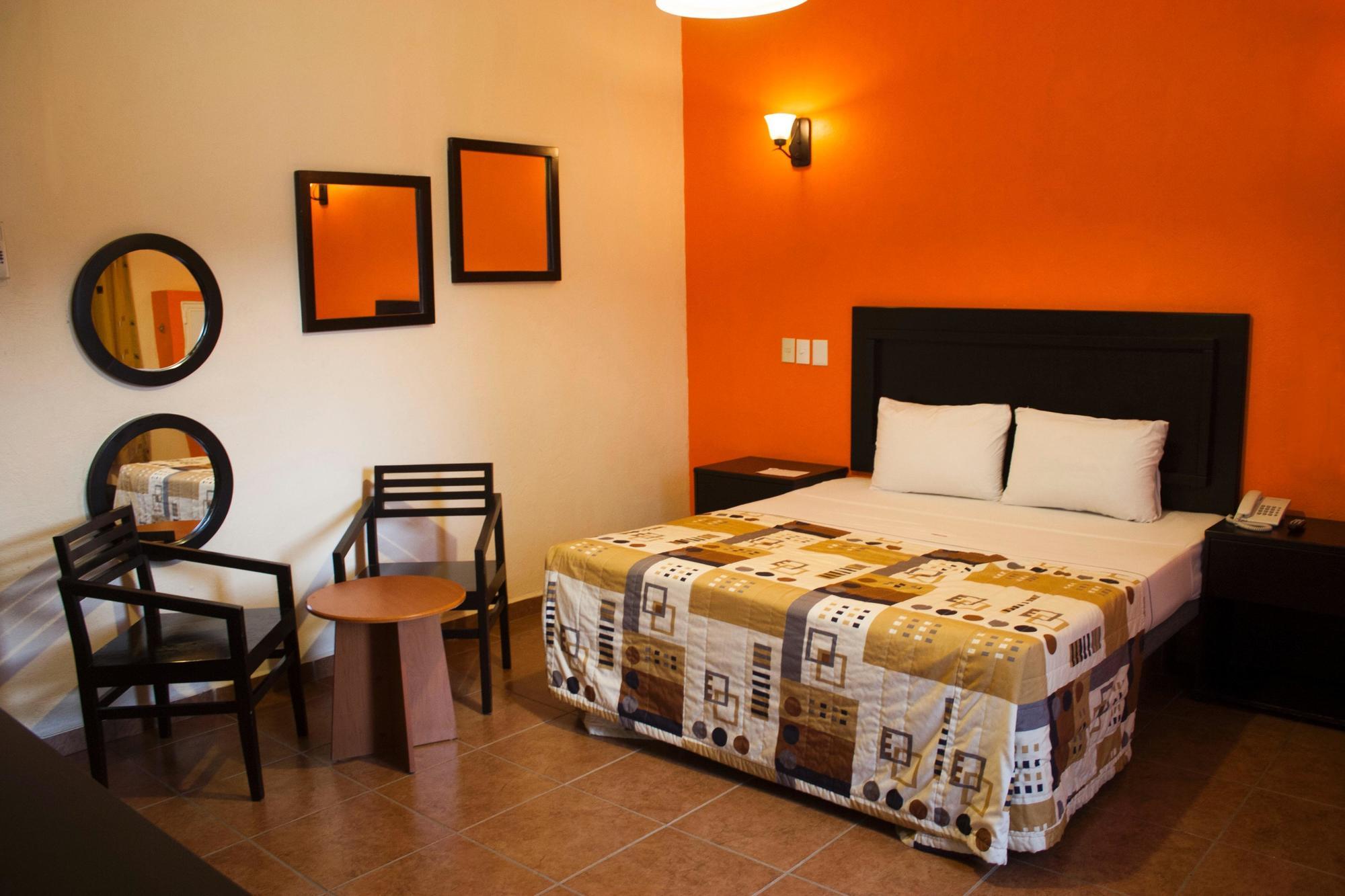 Hotel Aquiles Guadalajara Exterior photo